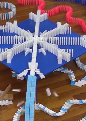 بازی با دومینو 75,000 Dominoes Falling to Relax Your Mind (ODDLY SATISFYING)