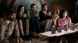 دانلود بهترین کیفیت فیلم سینمایی و ماجراجویانه دورا و شهر گمشده طلا Dora and the Lost City of Gold مناسب تماشای خانوادگی با دوبله فارسی