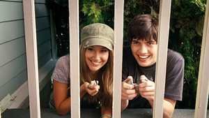 بیگانگان زیرشیروانی Aliens in the Attic (2009)