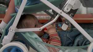 تماشای فیلم سینمایی روز تفریح بچه با دوبله فارسی