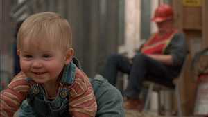 دانلود فیلم روز گردش بچه 1994 با دوبله فارسی