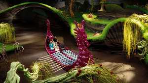 چارلی و کارخانه شکلات سازی Charlie and the Chocolate Factory (2005)