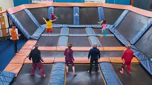 تماشای فیلم جنگ با بابابزرگ با دوبله فارسی کامل